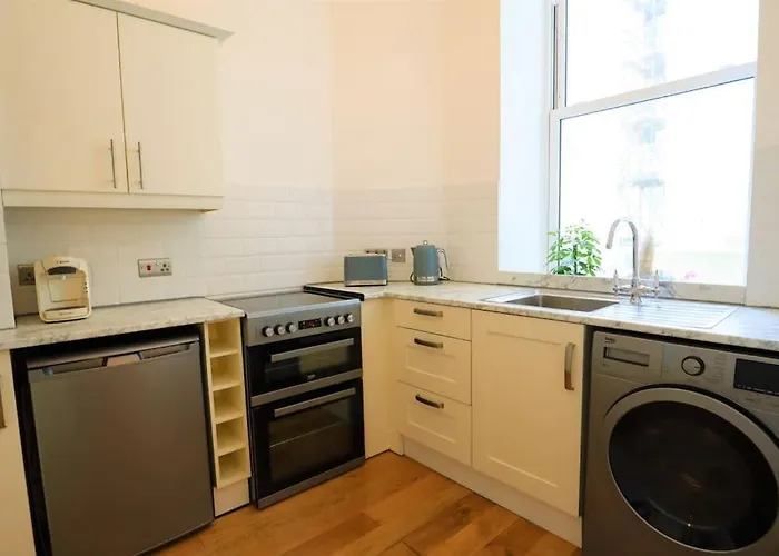 Seagulls Nest- Stylish 1 Bed Seafront Apartment