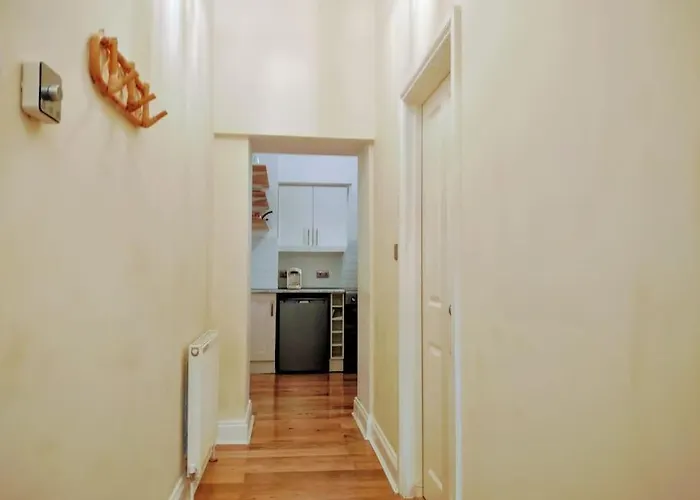 Seagulls Nest- Stylish 1 Bed Seafront Apartment