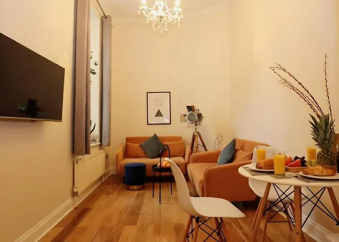 Seagulls Nest- Stylish 1 Bed Seafront Apartment